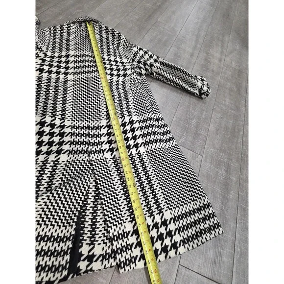 Zara Coat Womens Small Black White Houndstooth Wool Blend Long Tweed Overcoat - Picture 13 of 15